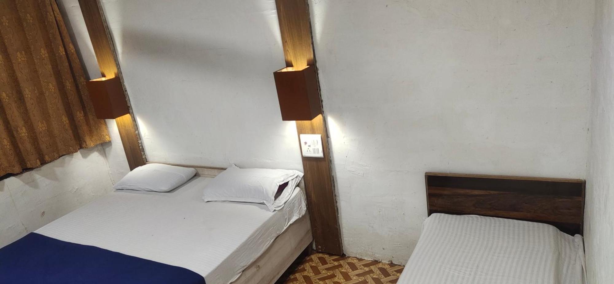 Hotel Hilltone- Matheran Extérieur photo